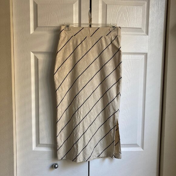 Stripe top and skirt set - Picture 10 of 16